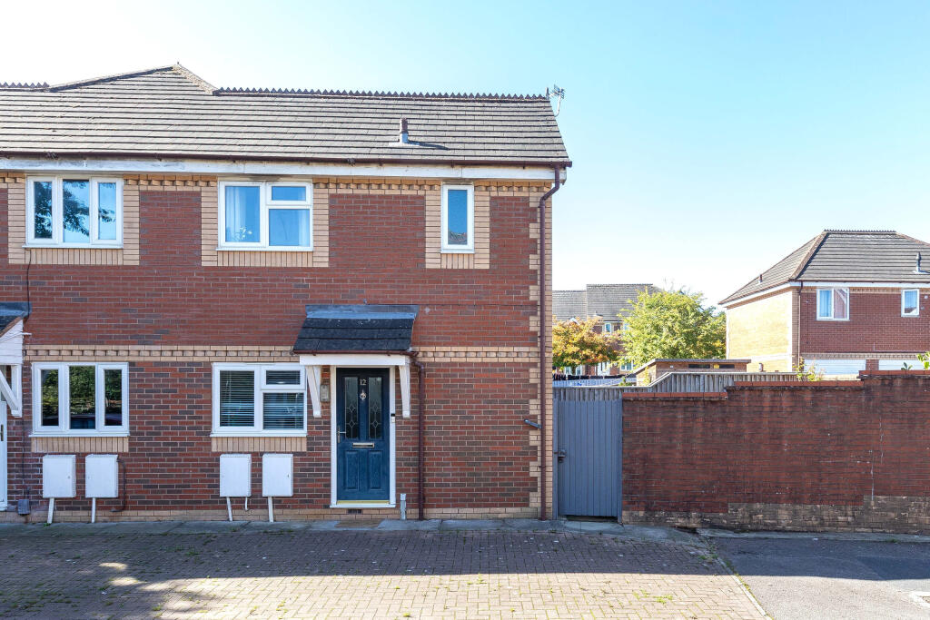 1-bed terraced on Montrose Drive, Warmley, Bristol, £230,000