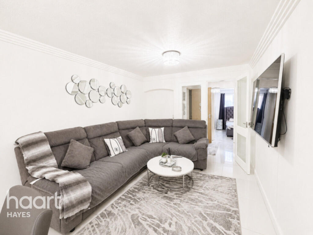 West Quay Drive, Hayes photo 4