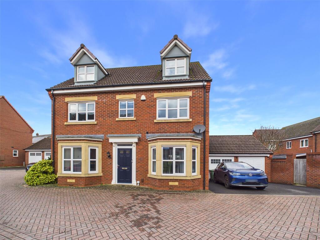Main image of property: Uxbridge Lane Kingsway, Quedgeley, Gloucester, Gloucestershire, GL2