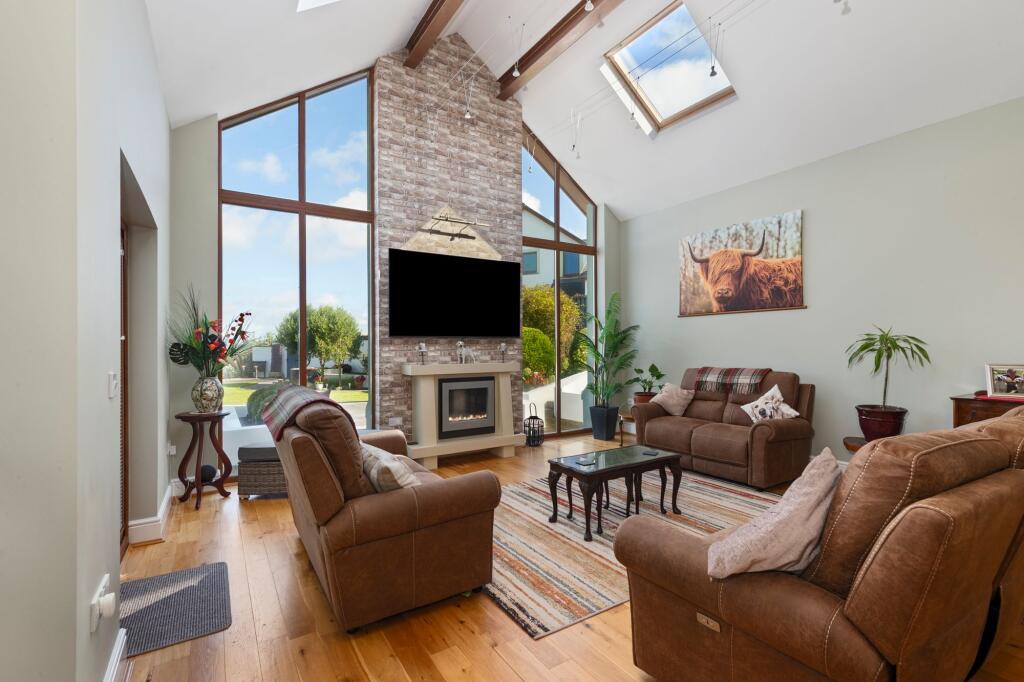 House in Swansea - More