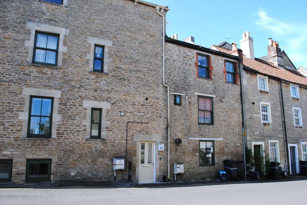 Main image of property: ***A SUPERBLY PRESENTED ONE BEDROOM GROUND FLOOR FLAT FOR SALE***