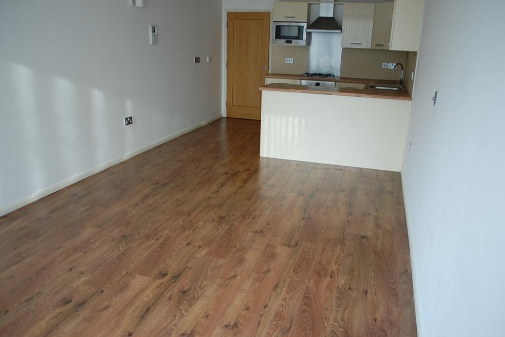 Apartment in Oldham - View 3