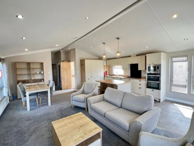 House in York - View 3
