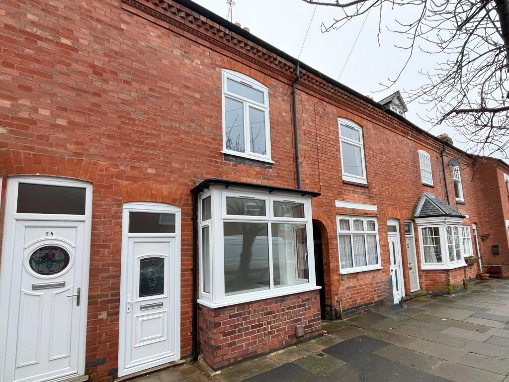 Main image of property: Oxford Road, Clarendon Park, Leicester, LE2