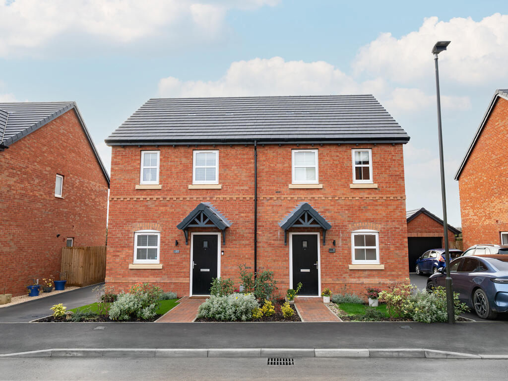 Main image of property: Fiddington Lane, Ashchurch, Tewkesbury, Gloucestershire,
GL20 7BG