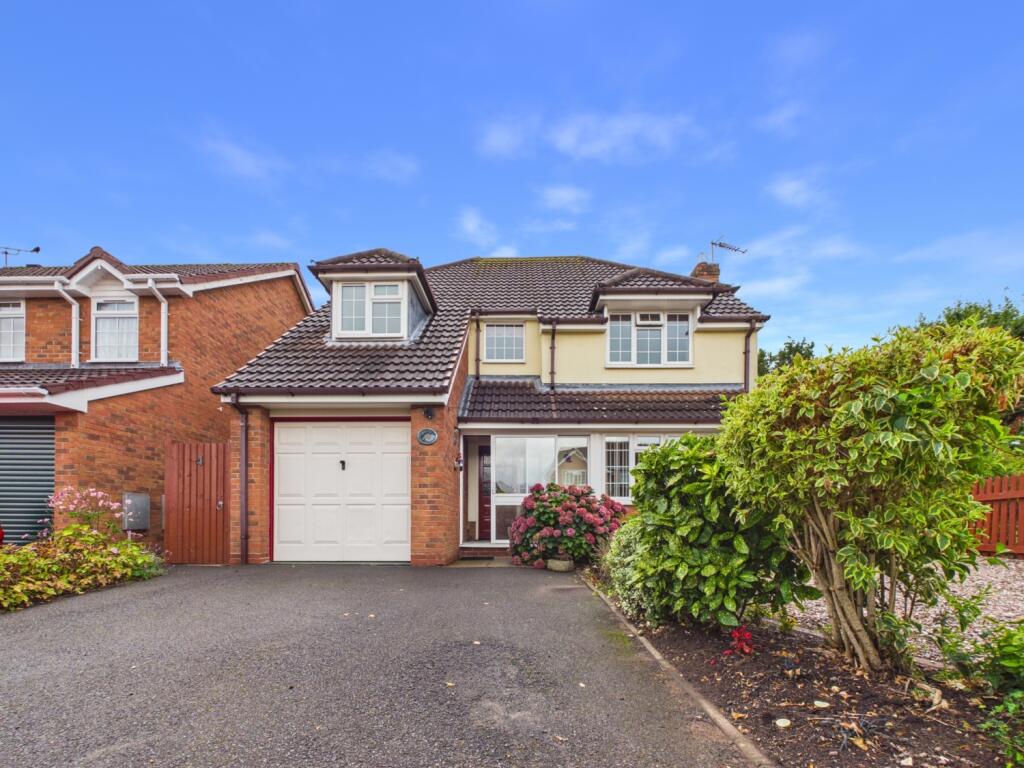 Main image of property: 4 Ploughmans Croft, Newport