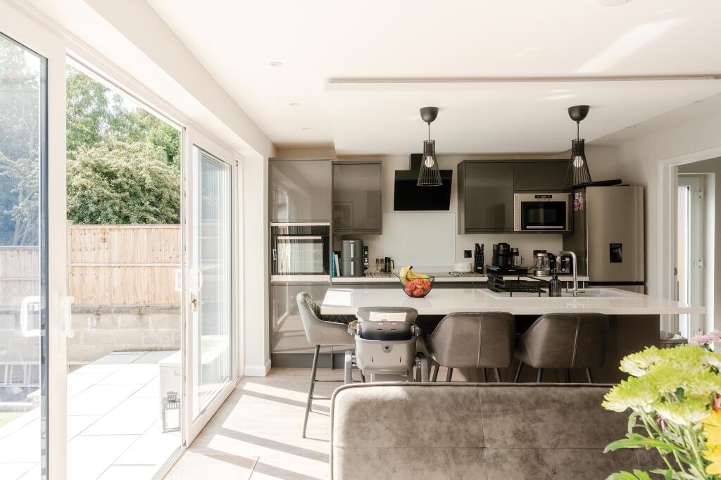 House in Bristol, Headley Park, Bedminster Down - More