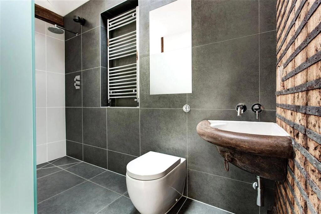 House in Headbourne Worthy - View 4