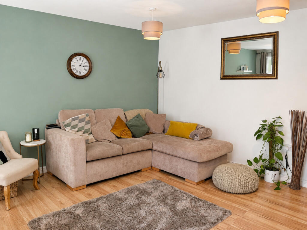 Apartment in Cardiff - View 5