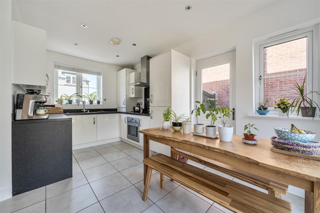 House in Dorchester - View 5
