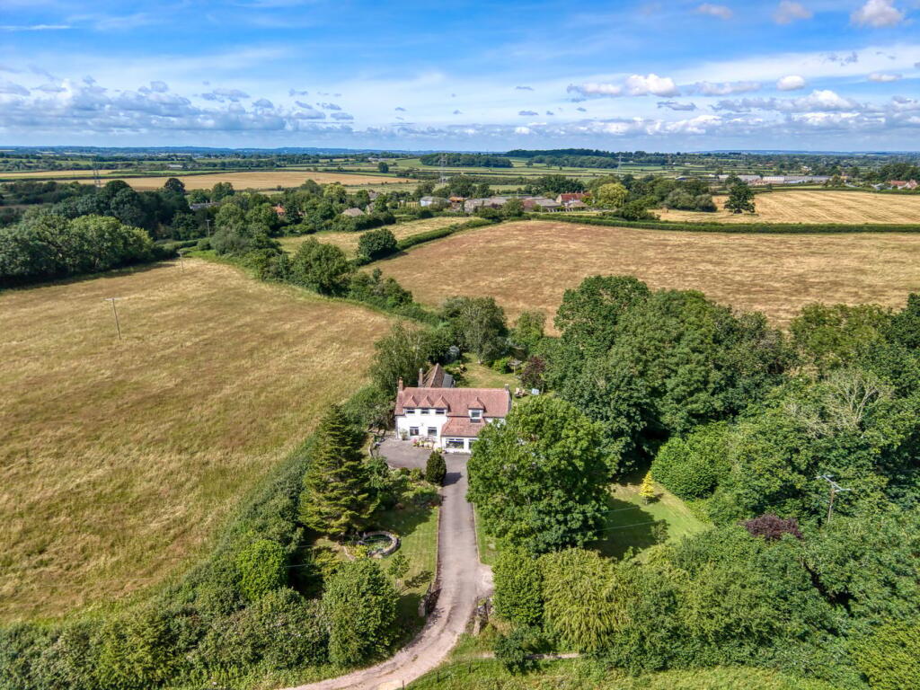 4-bed detached on Rooks Lane, Berkley, Frome, BA11, £800,000