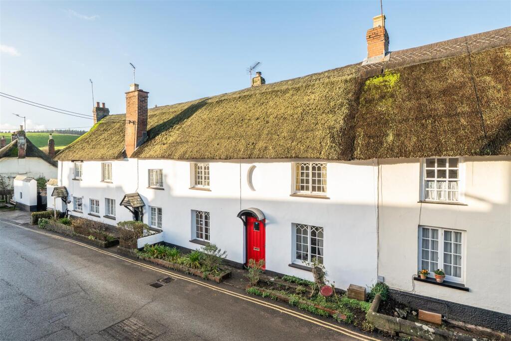 Main image of property: High Street, East Budleigh, Budleigh Salterton