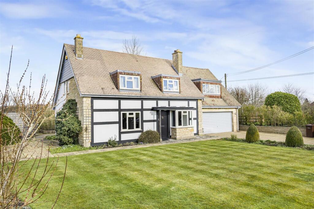 4-bed detached on Aston-On-Carrant, Nr Tewkesbury, £535,000
