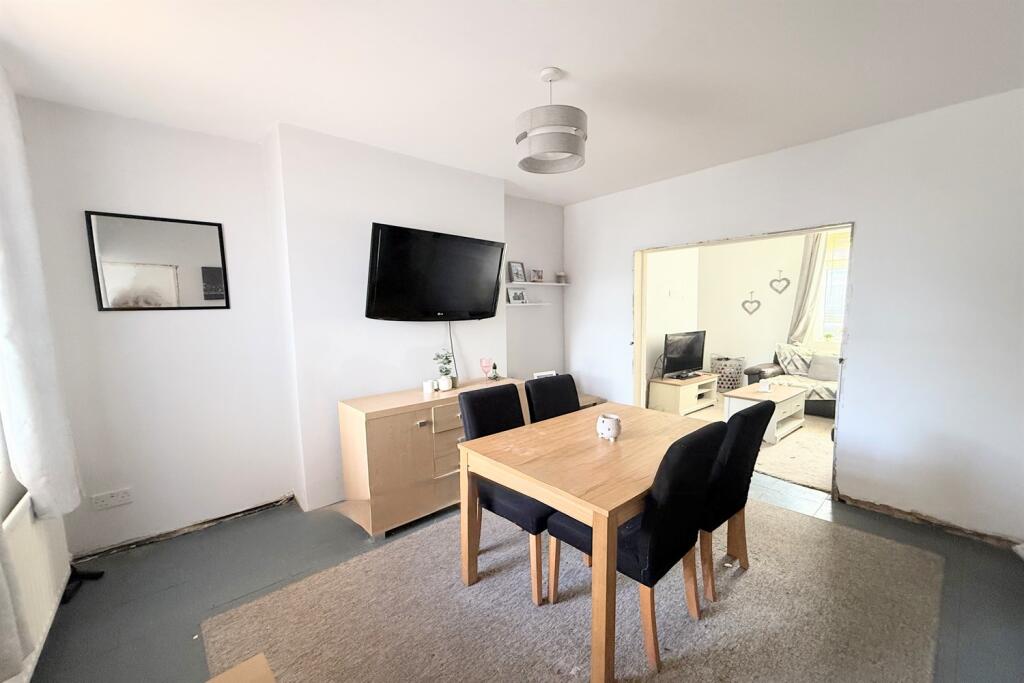 Bentinck Street, Runcorn, WA7 1ES photo 3