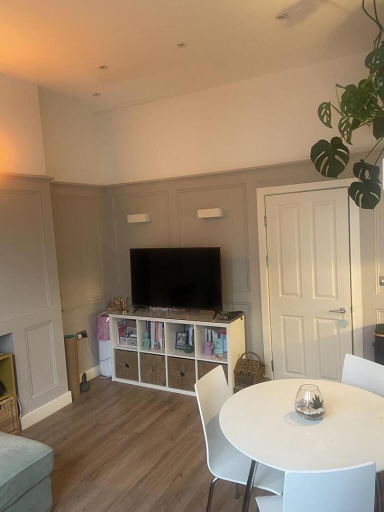 1 bedroom house for rent