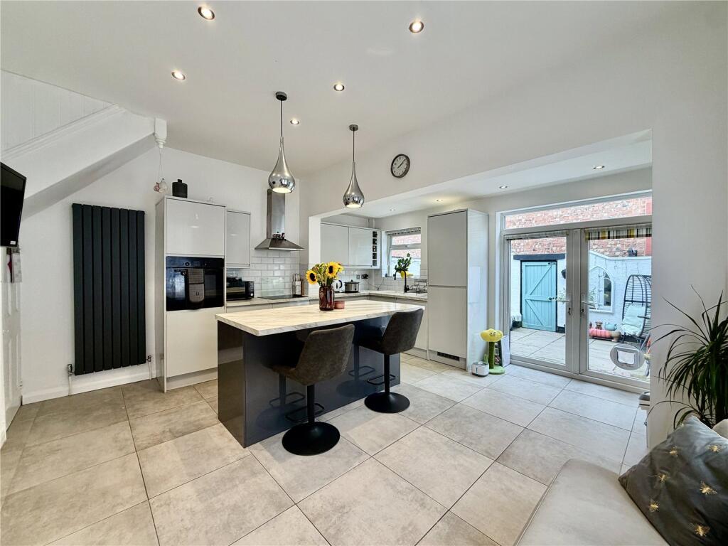 Fir Road, Waterloo, L22 photo 2