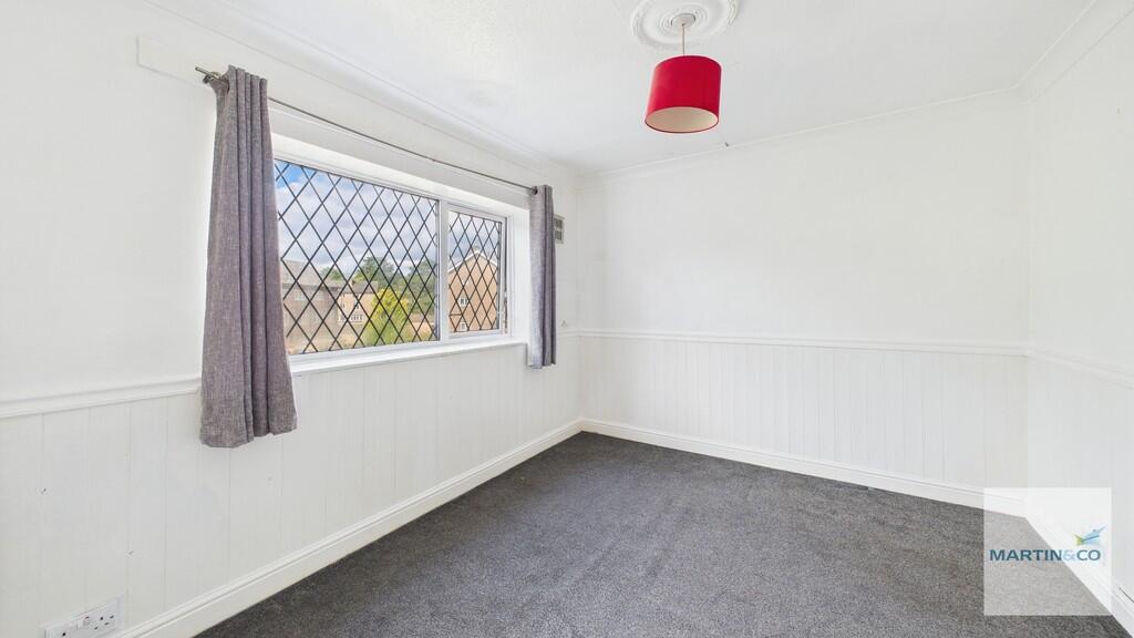 House in Birmingham, Sutton Coldfield - More