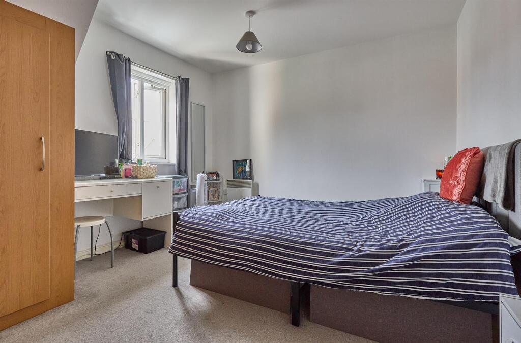 Apartment in Hinckley and Bosworth, Leicestershire - View 5