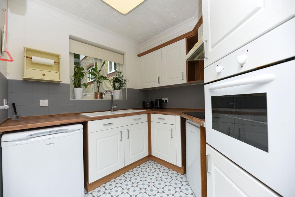 Apartment in Huntingdonshire, Huntingdon - View 4