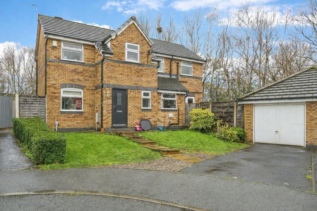 Main image of property: Whiteoak View, Bolton, Greater Manchester, BL3 1ST