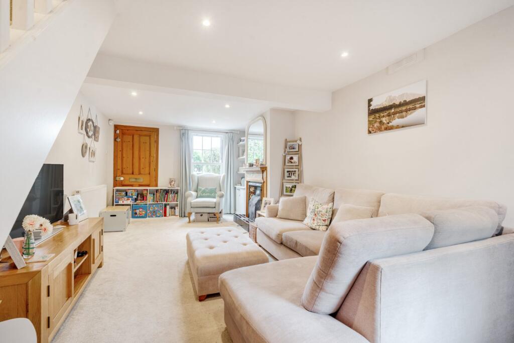 Flint Cottages, The Common, Flackwell Heath, Buckinghamshire, HP10 - View 5
