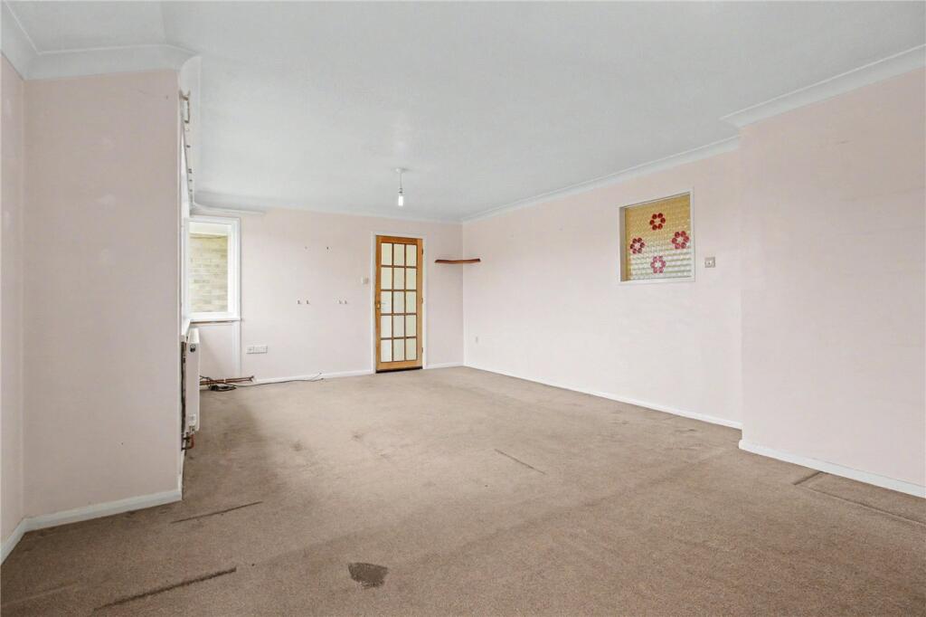 House in East Suffolk, Beccles - More