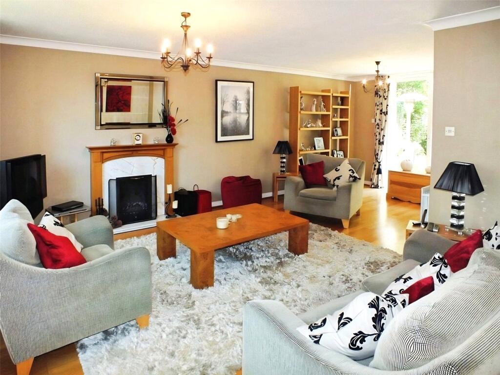 House in Guildford - View 2