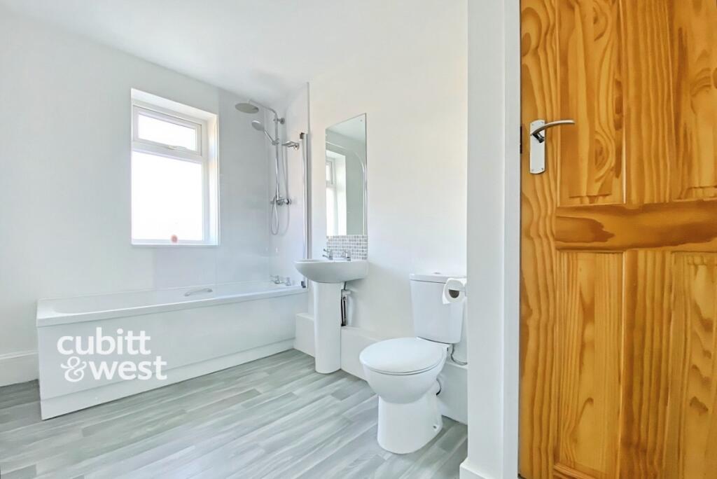 Apartment in Portsmouth - View 4
