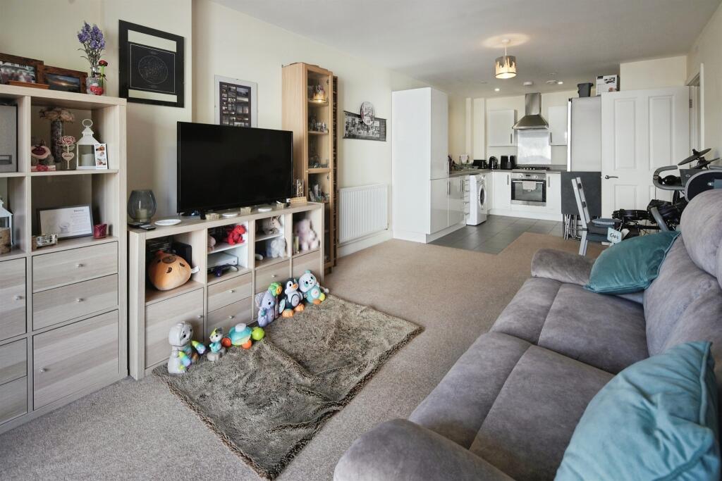 Apartment in Brighton, Hollingdean - More