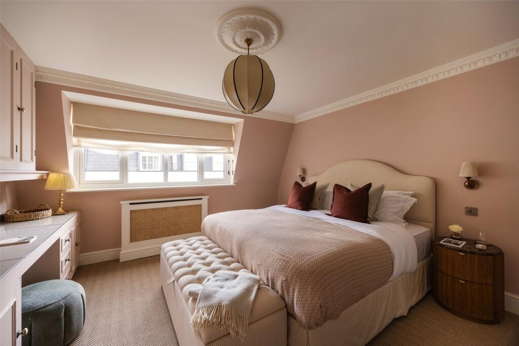 4 bedroom terraced house for rent