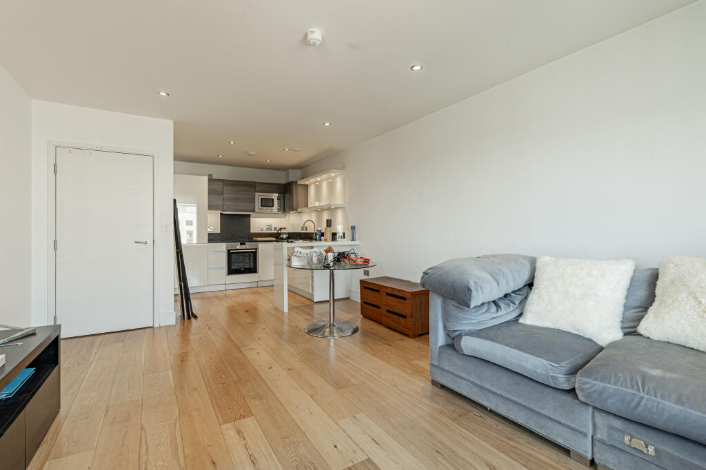 Apartment in London - View 2