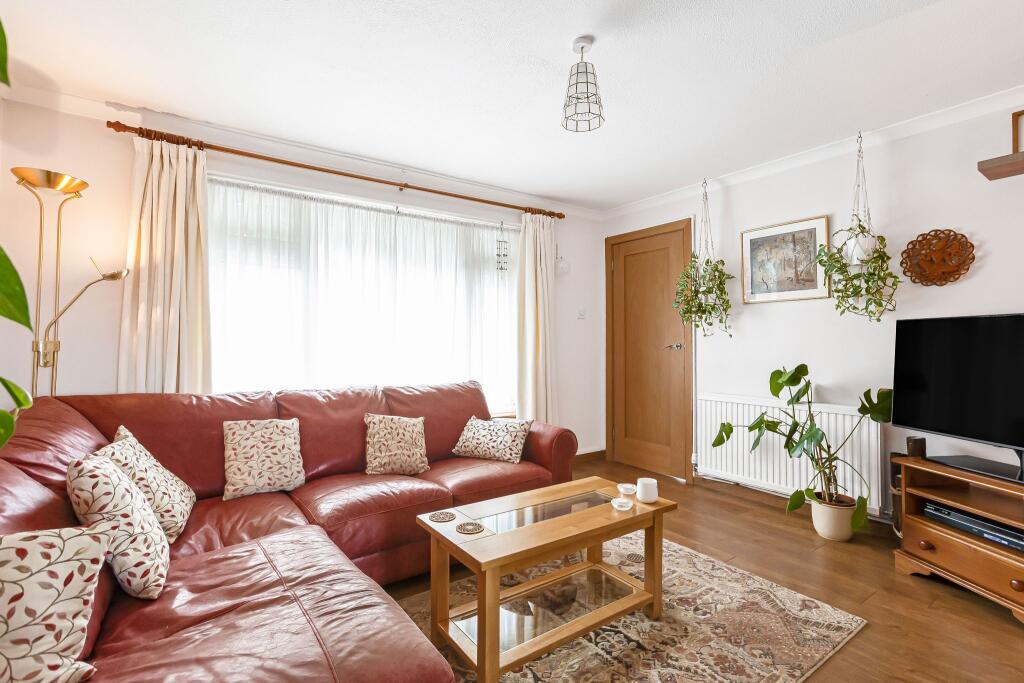 House in St Albans - View 3