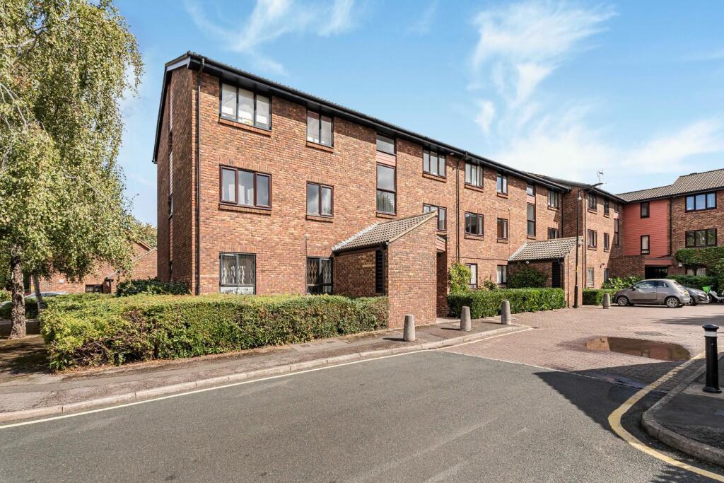 Main image of property: Allendale Close, London, SE5