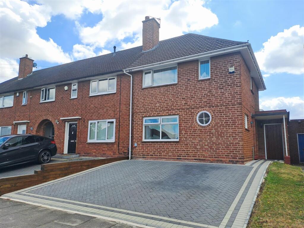 2-bed terraced on Brays Road, Sheldon, Birmingham, £220,000