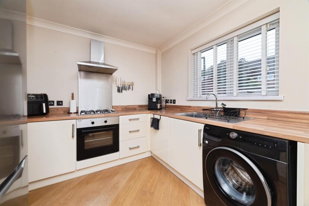 House in Hull, Kingston upon Hull - View 5