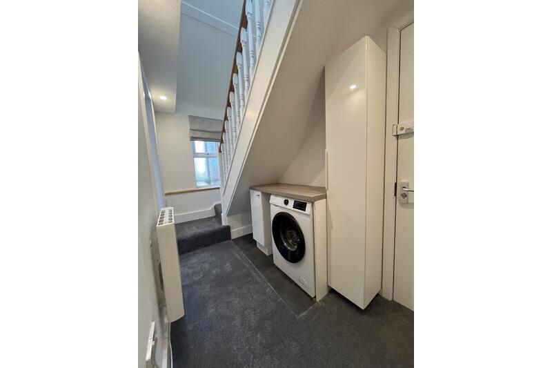 Apartment in Birmingham, West Midlands - View 5