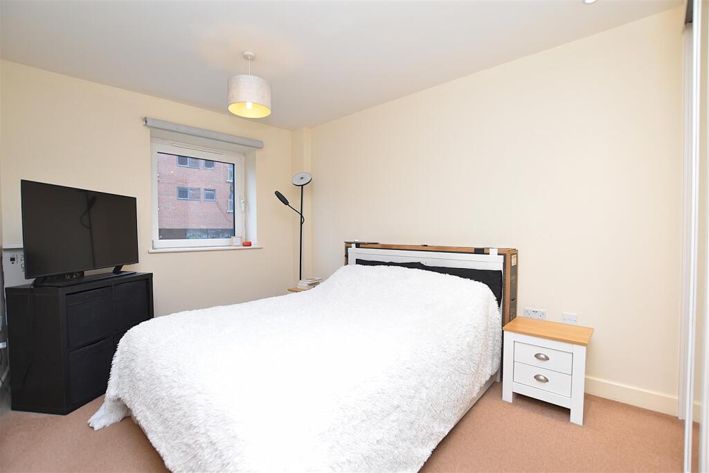 Eagles Court, Wrexham photo 5