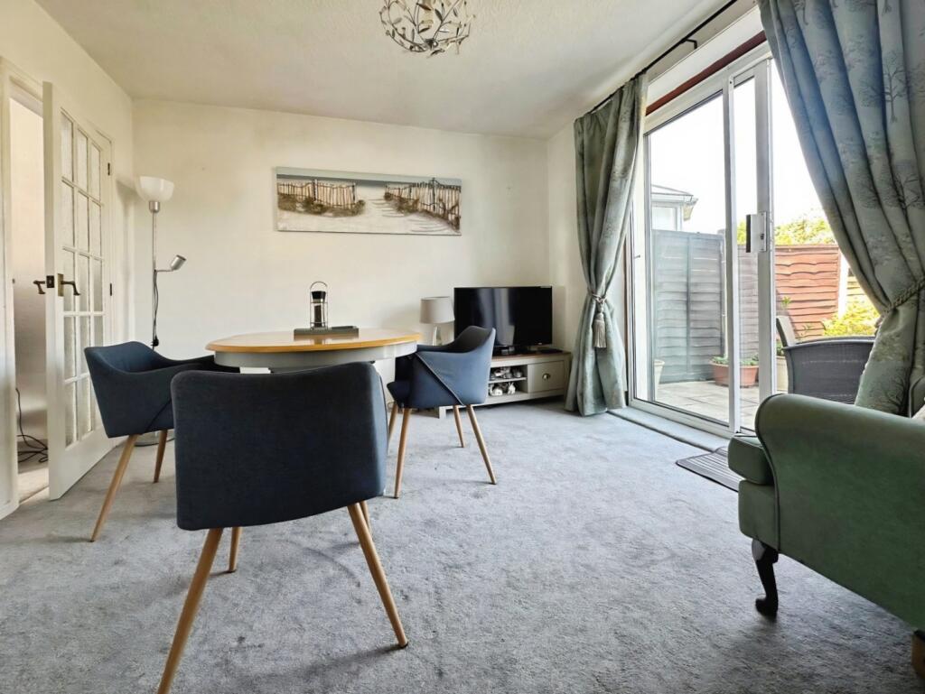 House in Slough, Cippenham - View 5