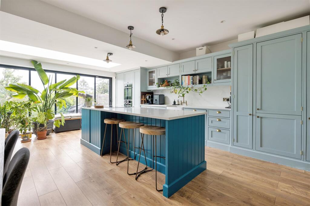 House in London, Woodford Green - View 3