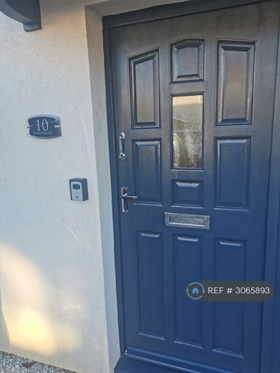 Main image of property: Ridgemead, Calne, SN11