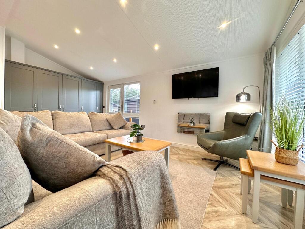 White Cross Bay Holiday Park & Marine, Ambleside Road, Windermere, LA23 1LF - View 3