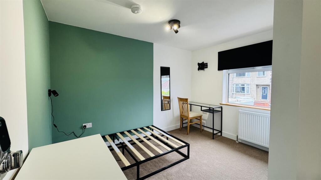 Main image of property: The Park, Kingswood