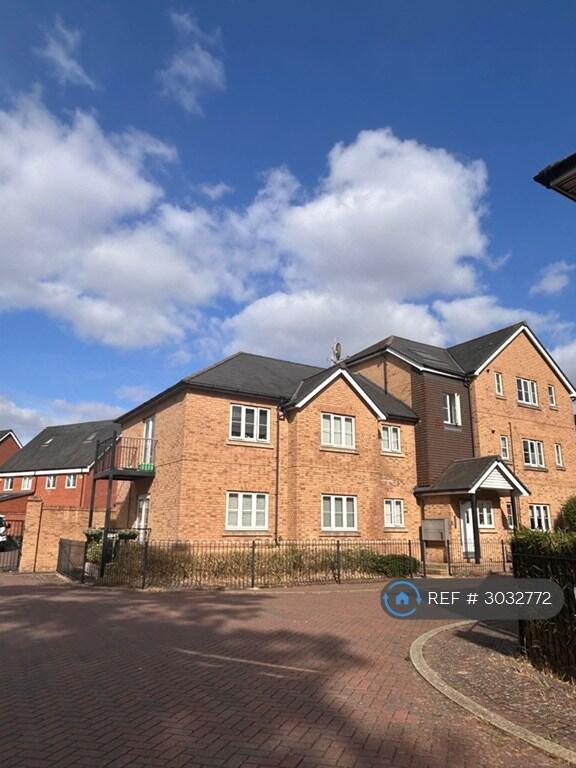 Main image of property: Barland Way, Aylesbury, HP18