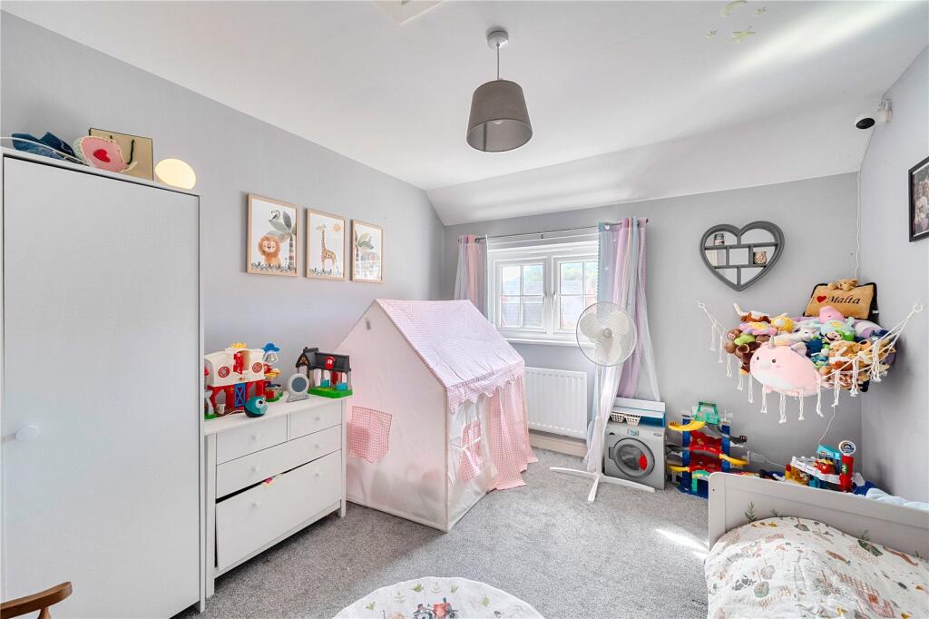 House in Stroud, Great Oldbury - More