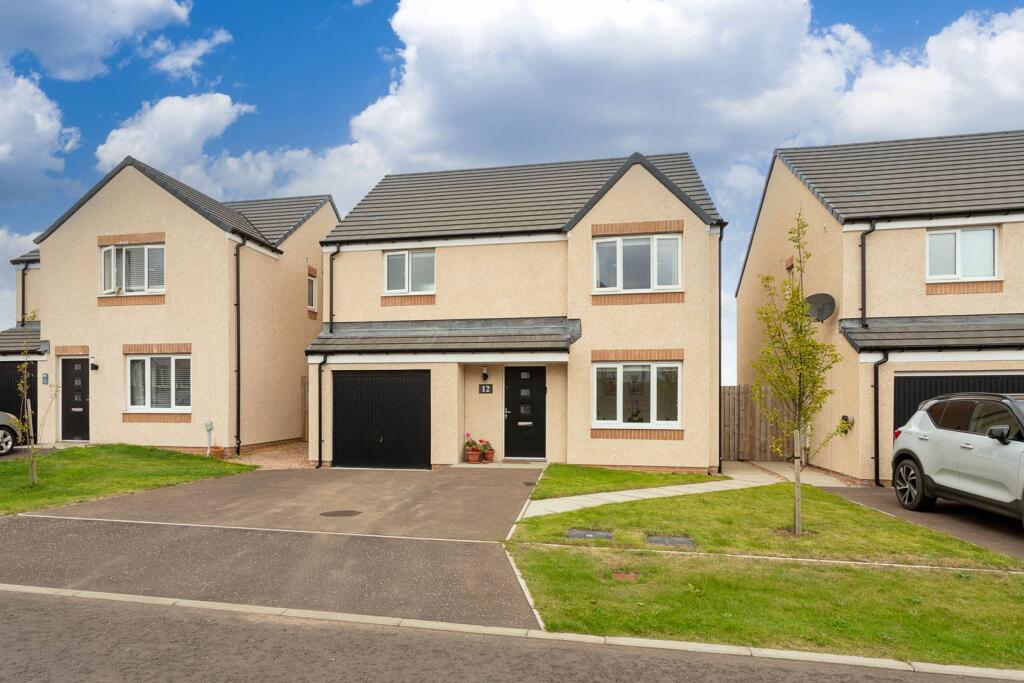 Main image of property: 12 Newton Park, Wormit, Newport-on-Tay, DD6 8EJ