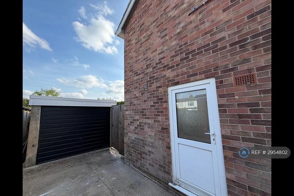 House in Swaffham - More