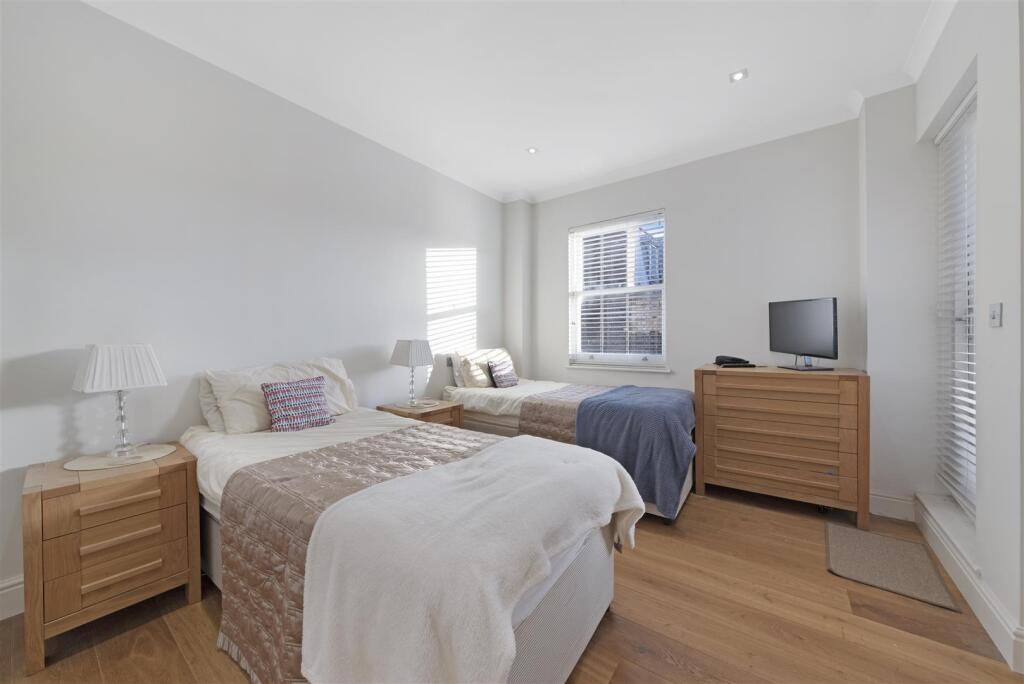 4 bedroom apartment for rent