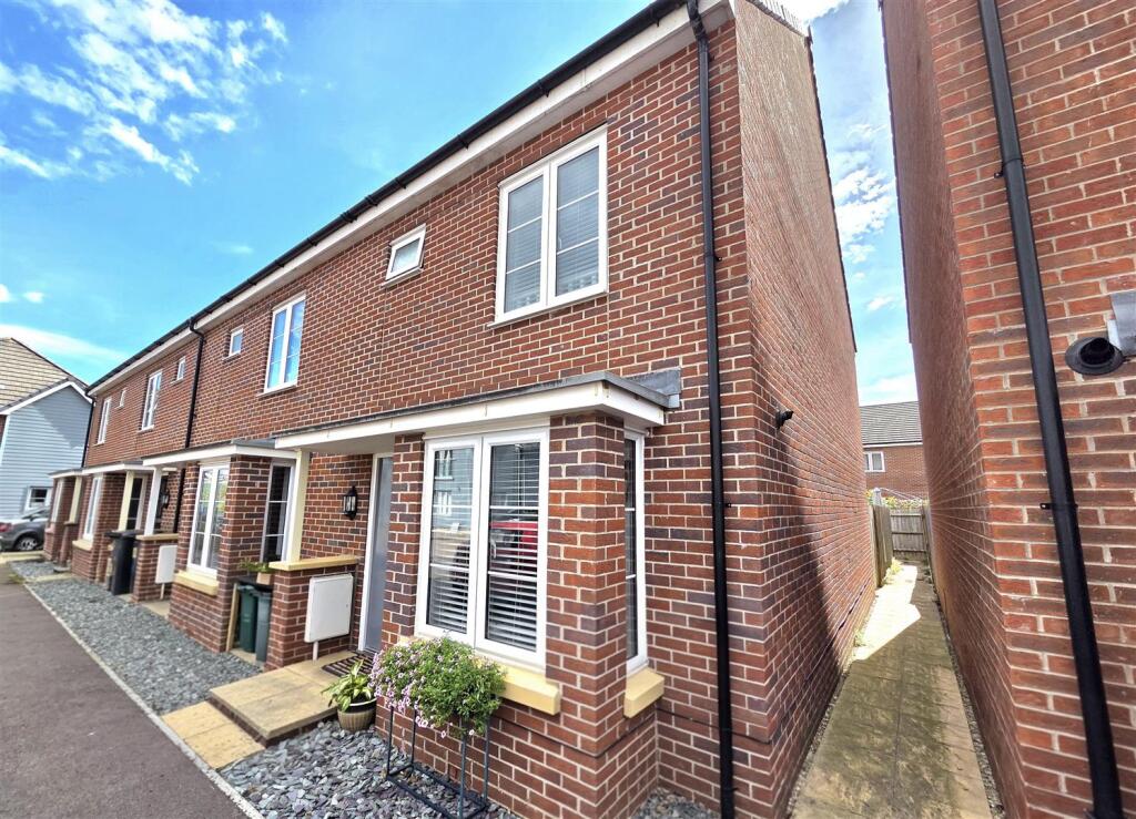 Main image of property: Mainsail Lane, Hempsted, Gloucester