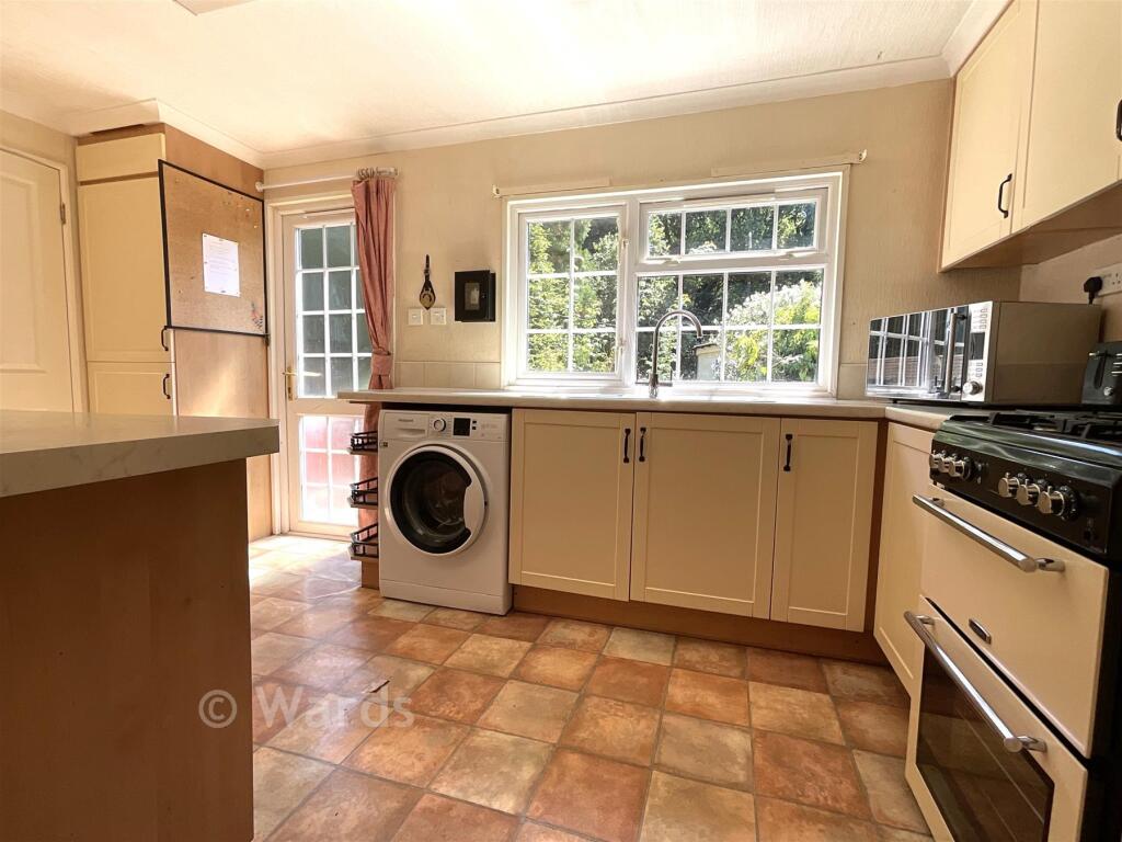 House in Tonbridge - View 3