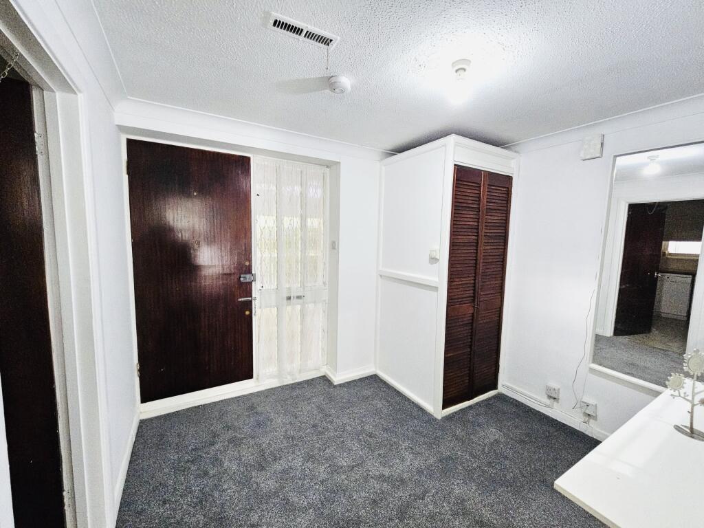 Apartment in Harrow - View 2